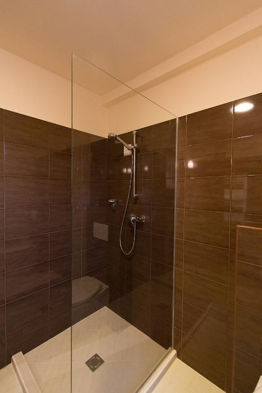 Hotel Brill Oroshaza Phòng bức ảnh